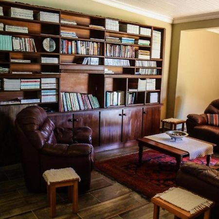 Pheasant'S Rest Hotel Newcastle Bagian luar foto