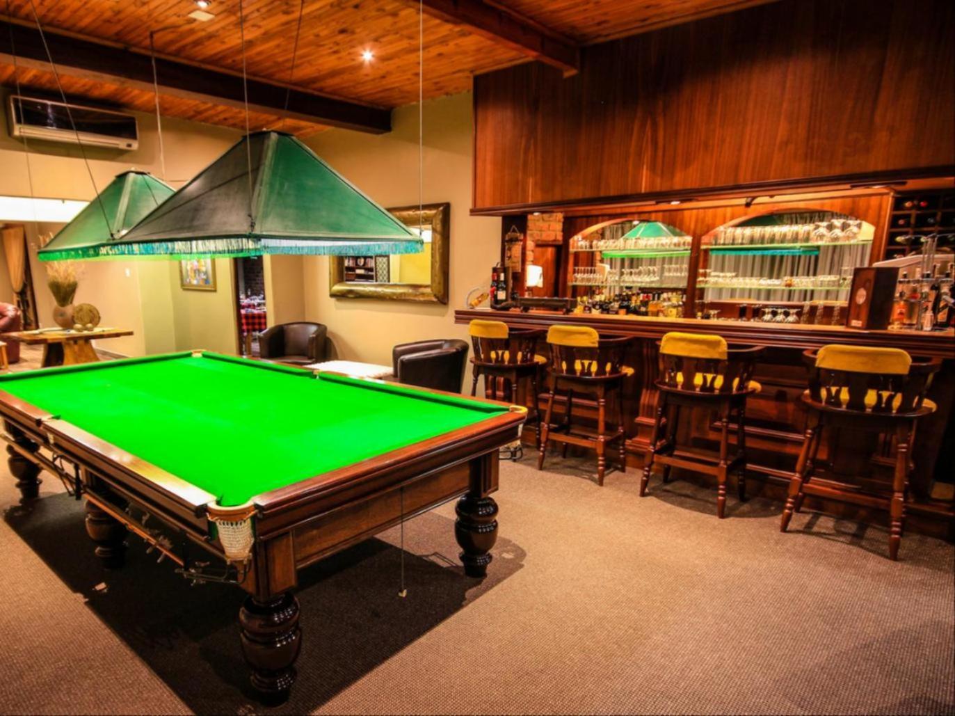 Pheasant'S Rest Hotel Newcastle Bagian luar foto