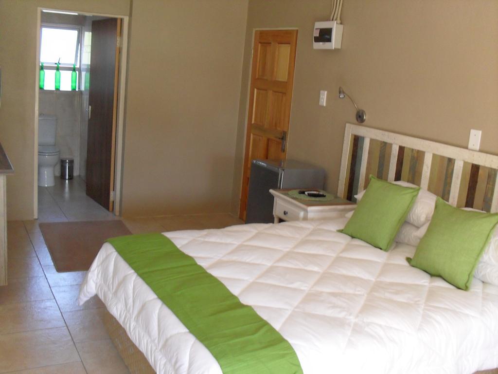 Pheasant'S Rest Hotel Newcastle Bagian luar foto