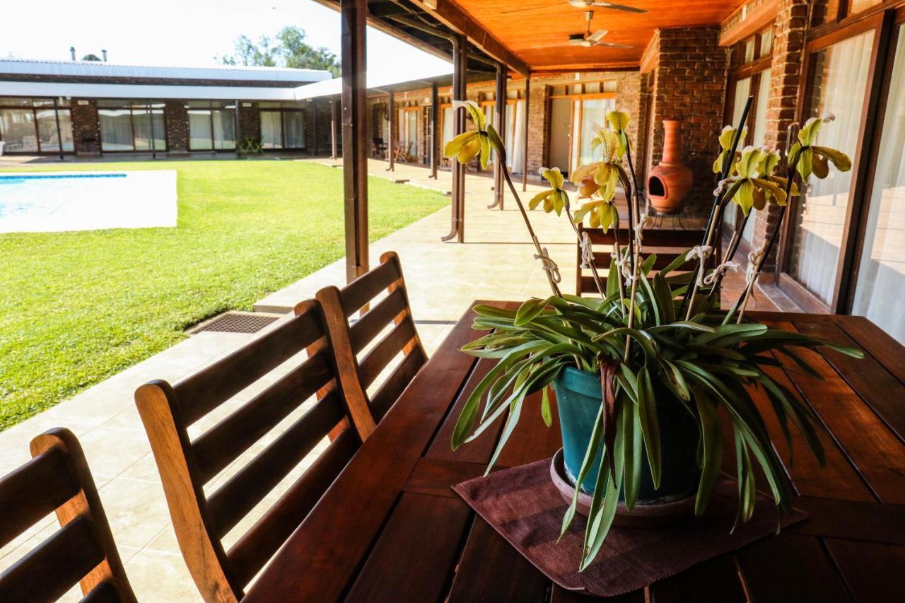 Pheasant'S Rest Hotel Newcastle Bagian luar foto